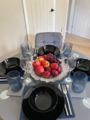 Holiday home Luxe Entire 3 Bedroom Home, Perfect For Business, Contractor, Family Stays, Free Wifi & Netflix Birmingham